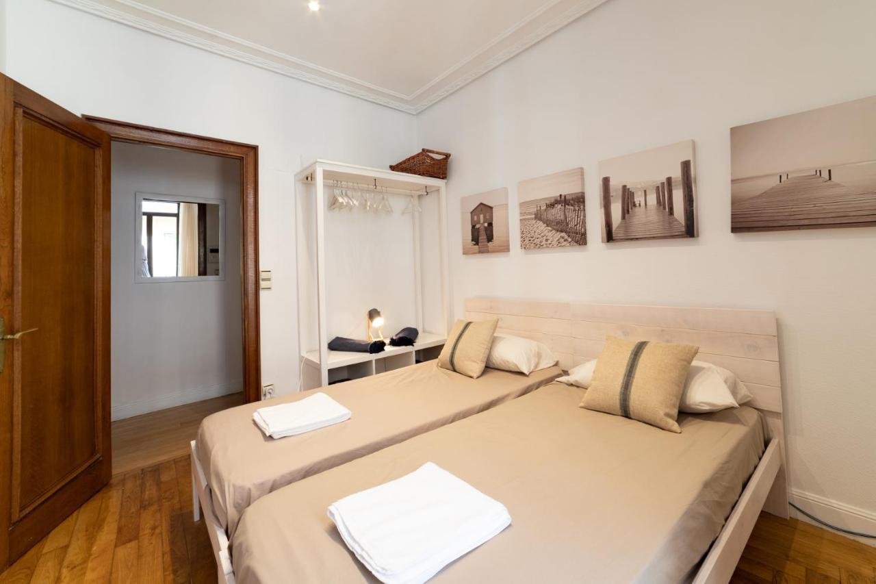 La Concha Cozy Balcony Apartment By Cisan Rentals San Sebastian Exterior photo