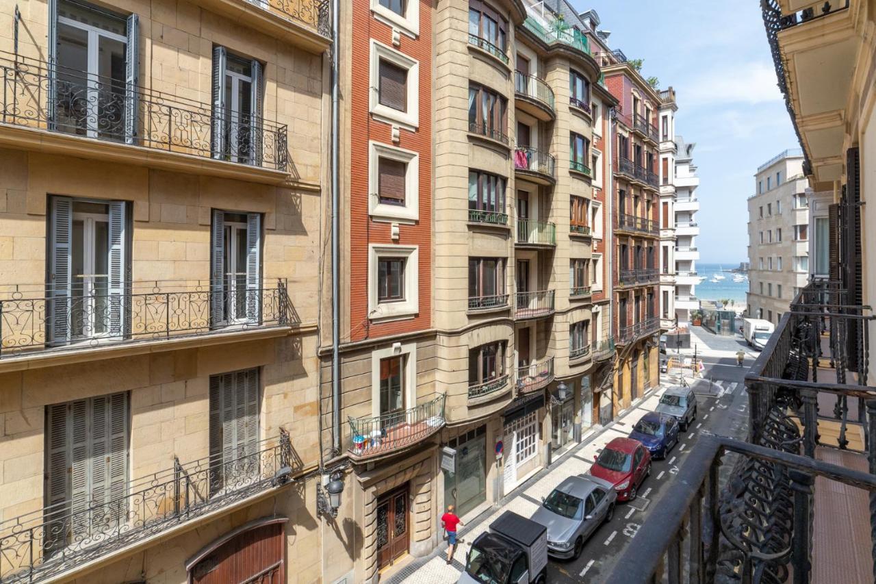 La Concha Cozy Balcony Apartment By Cisan Rentals San Sebastian Exterior photo