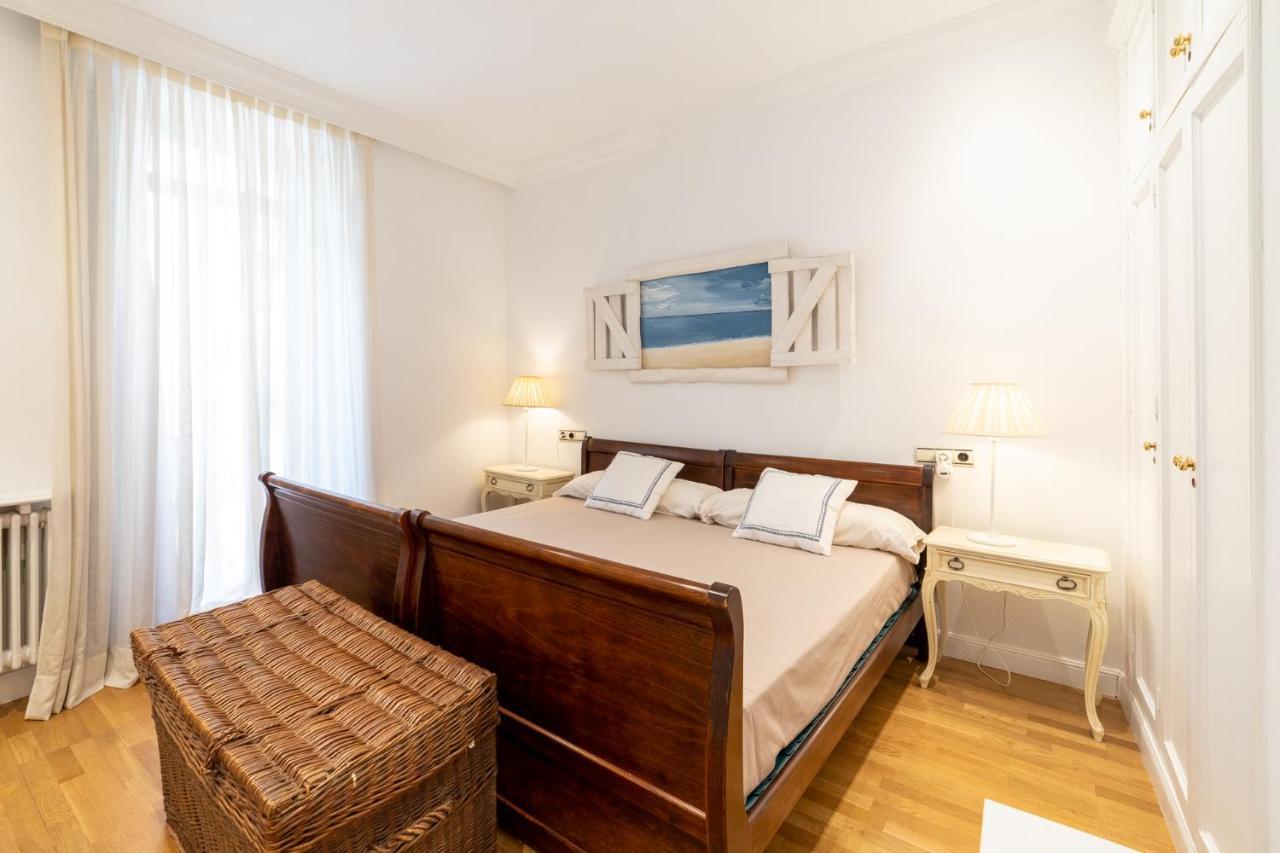 La Concha Cozy Balcony Apartment By Cisan Rentals San Sebastian Exterior photo